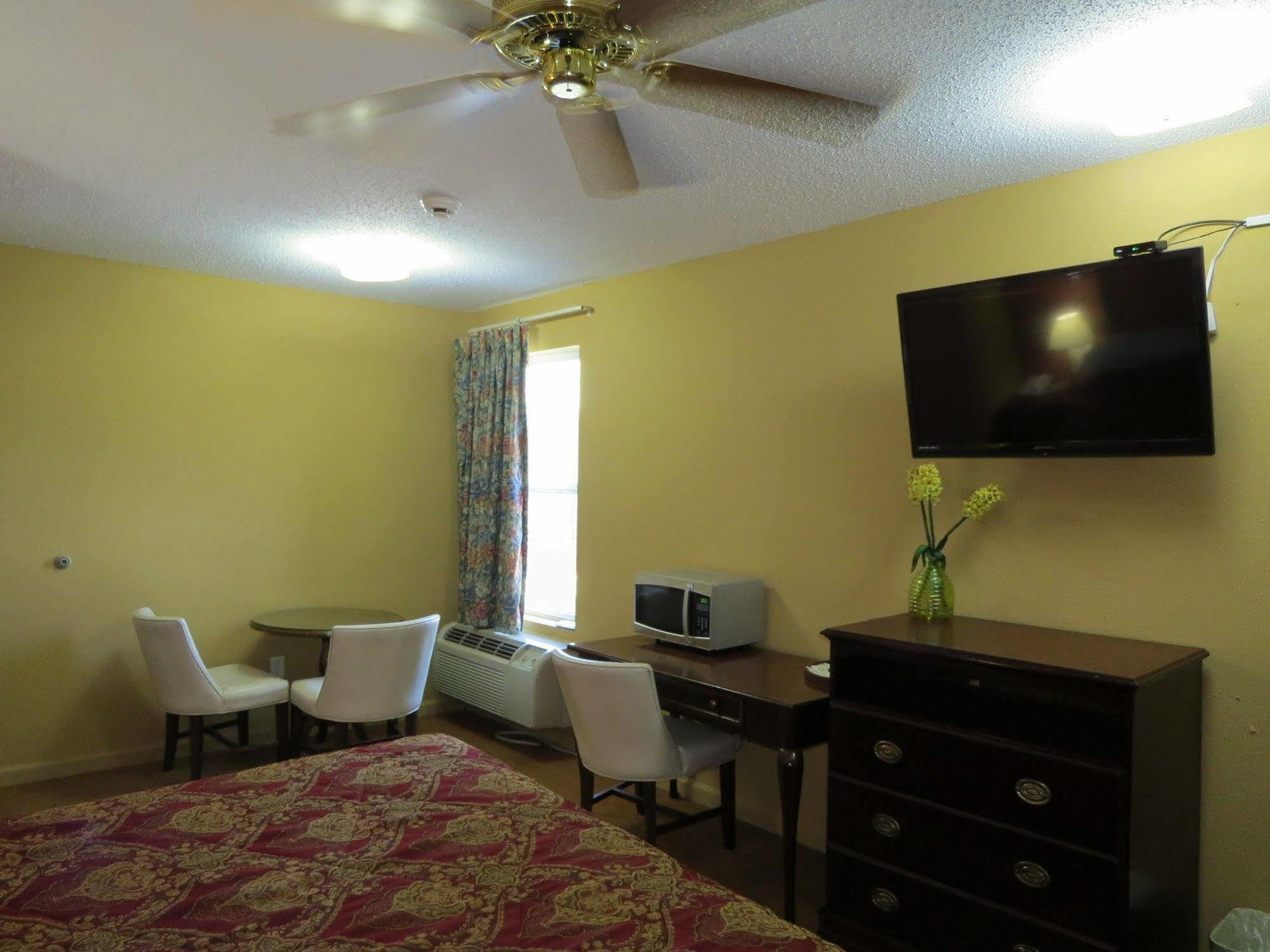 First Western Inn Caseyville Kültér fotó